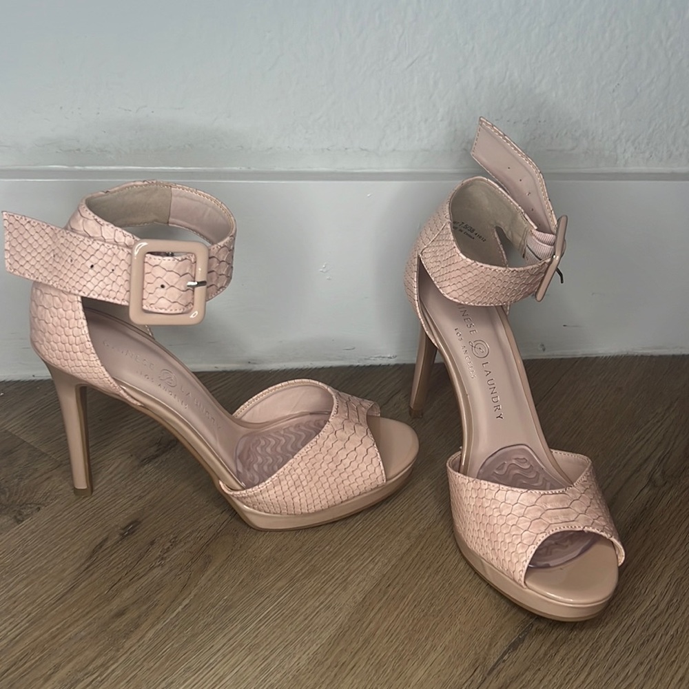 5 for $20 🌹 Chinese Laundry pink high heels Sandals Sz 7.5